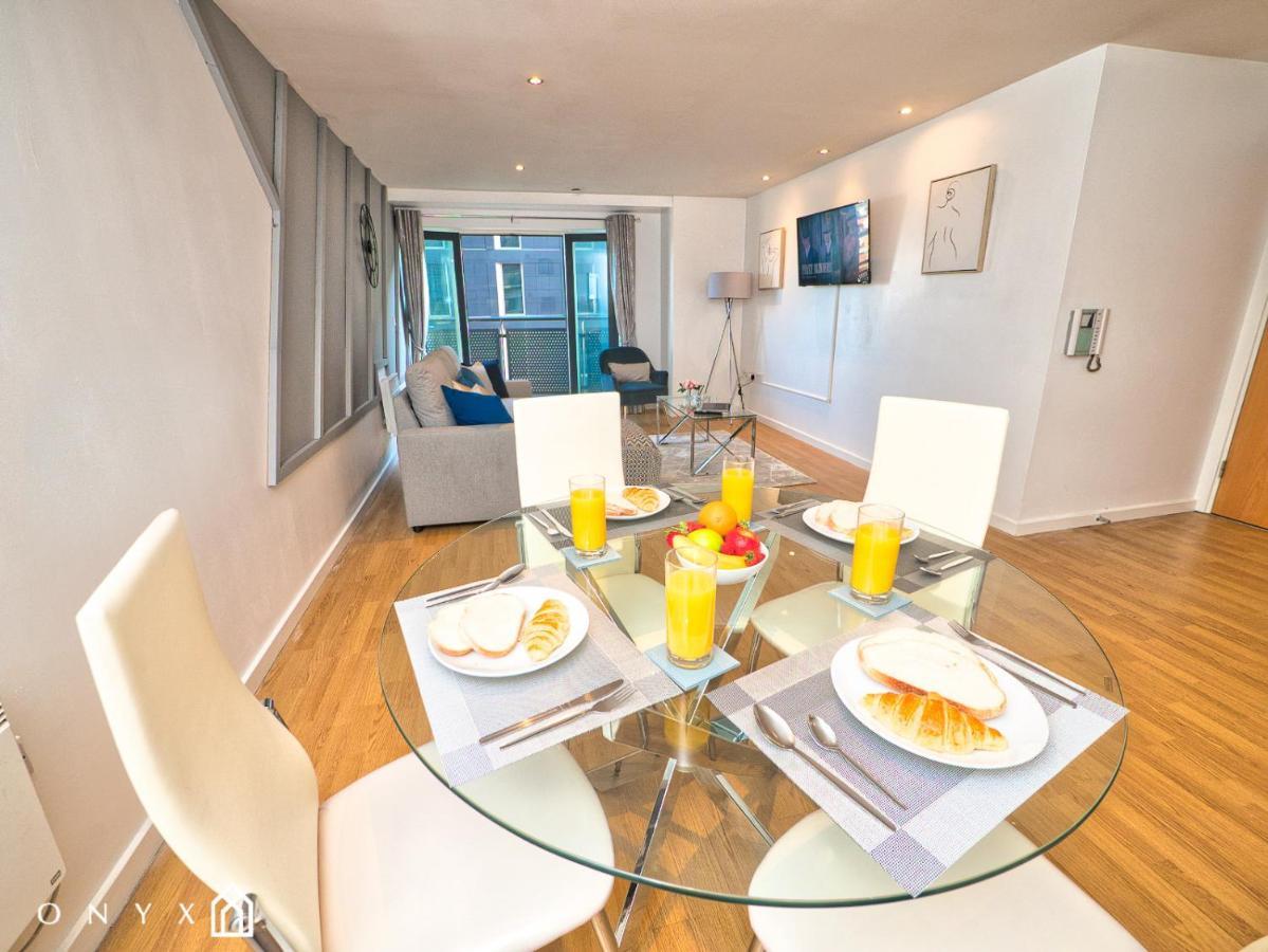 Onyx Bullring Stunning Large Spacious City Centre Apartment バーミンガム エクステリア 写真